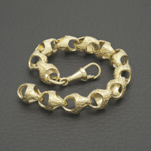 9ct Yellow Gold Acorn Bracelet 6&#8221; 9mm