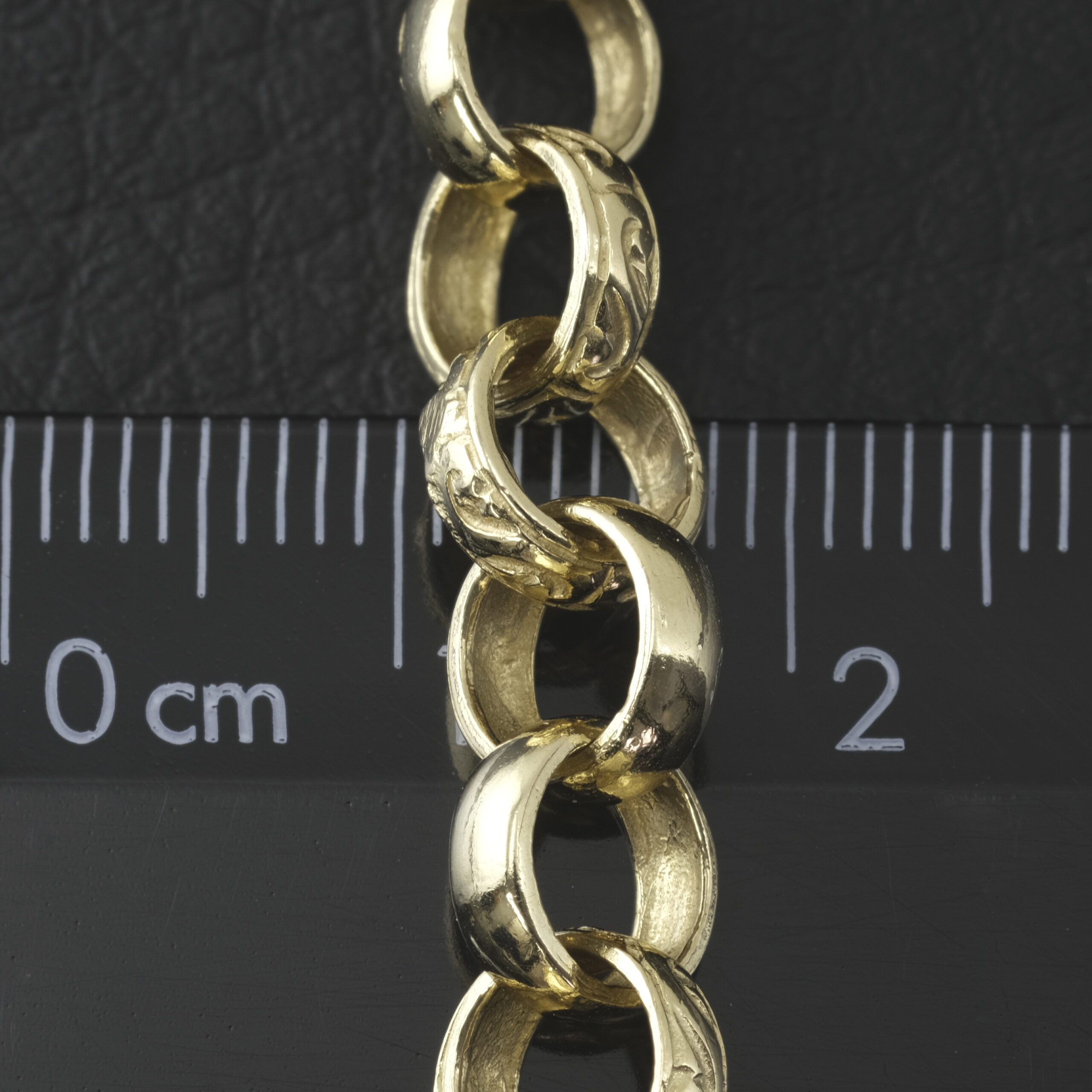 9ct Yellow Gold Patterned Belcher Bracelet 6.5" 7.5mm - Image 4