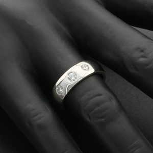 Platinum 0.65ct Diamond Wedding Band