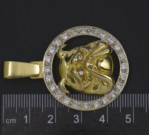 9ct Yellow Gold Bulldog Gemstone Pendant