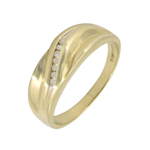 9ct Yellow Gold 0.05ct Diamond Ring