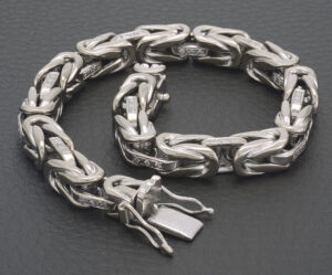 18ct White Gold 0.25ct Diamond King Bracelet 8″ 7.5mm