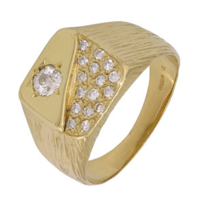 18ct Yellow Gold 0.50ct Diamond Signet Ring