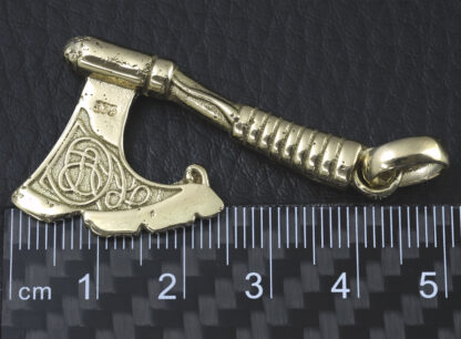 9ct Yellow Gold Axe Pendant - Image 2