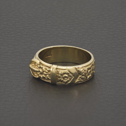 9ct Yellow Gold Buckle Ring - Image 3