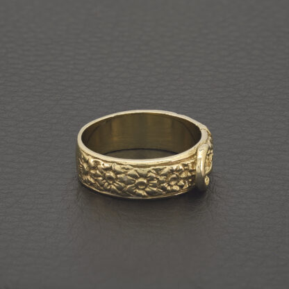 9ct Yellow Gold Buckle Ring - Image 2