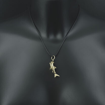 9ct Yellow Gold Shark Pendant - Image 3