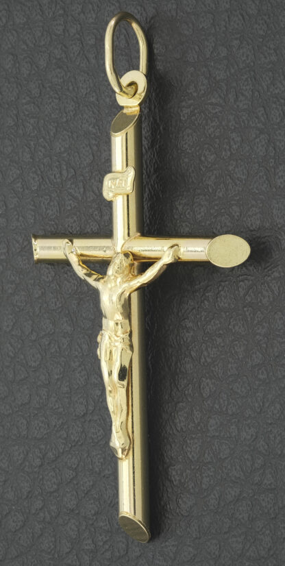 9ct Yellow Gold Jesus On A Cross Pendant - Image 3