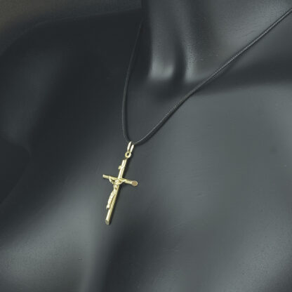 9ct Yellow Gold Jesus On A Cross Pendant - Image 2