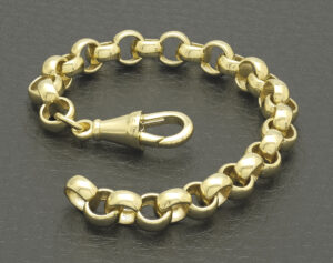 9ct Yellow Gold Plain Belcher Bracelet 7″ 6mm