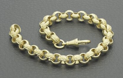 9ct Yellow Gold Patterned Belcher Bracelet 8" 7mm - Image 4