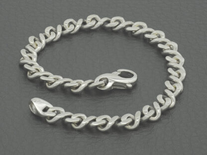 9ct White Gold Fancy Curb Bracelet 7.5" 6mm - Image 3