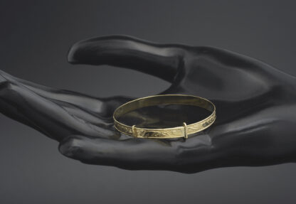 9ct Yellow Gold Children's Expandable Bangle - Image 2