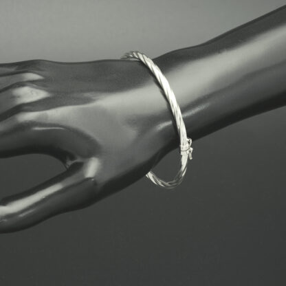 9ct White Gold Bangle - Image 2