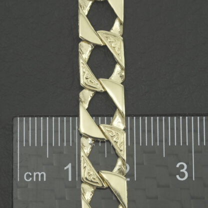 9ct Yellow Gold Patterned Curb Bracelet 8" 8mm - Image 2