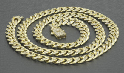 9ct Yellow Gold Gemstone Curb Chain 25.5" 8.5mm - Image 5