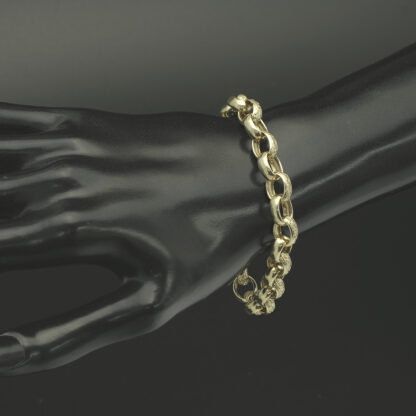 9ct Yellow Gold Patterned Belcher Bracelet 8" 9mm - Image 4