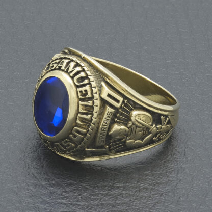 10ct Yellow Gold College Ring - Image 3