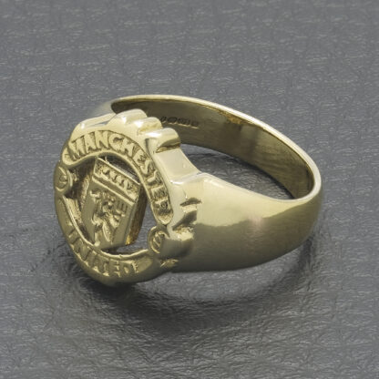 9ct Yellow Gold Manchester United Ring - Image 2
