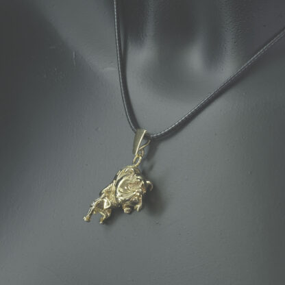 9ct Yellow Gold Gemstone Bulldog Pendant - Image 5