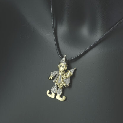 9ct Yellow Gold 0.10ct Diamond Clown Pendant - Image 2