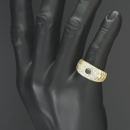 9ct Yellow Gold 0.20ct Diamond Signet Ring - Image 4