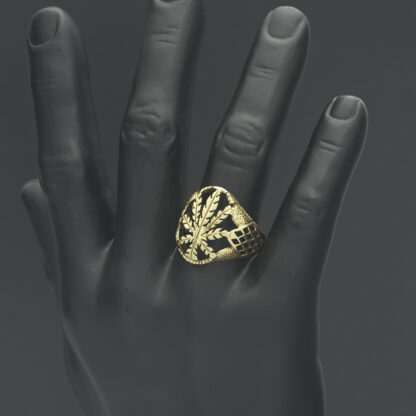9ct Yellow Gold Leaf Ring - Image 2
