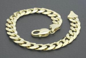 9ct Yellow Gold Curb Bracelet 8.5&#8221; 8mm