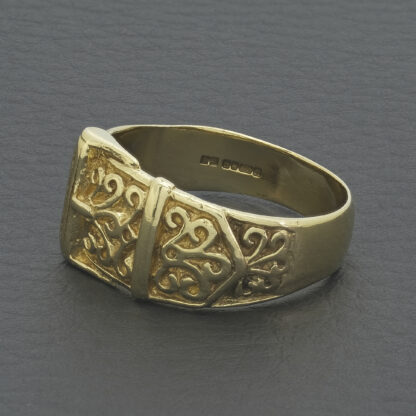 9ct Yellow Gold Buckle Ring - Image 3