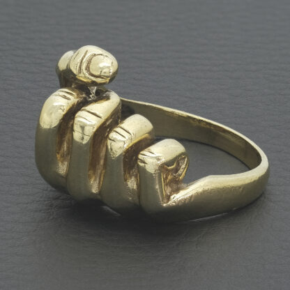 9ct Yellow Gold Fist Ring - Image 3