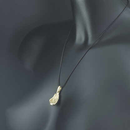 9ct Yellow Gold Boxing Glove Pendant - Image 2