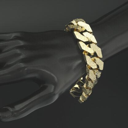 9ct Yellow Gold Curb Bracelet 8.5" 17.5mm - Image 3