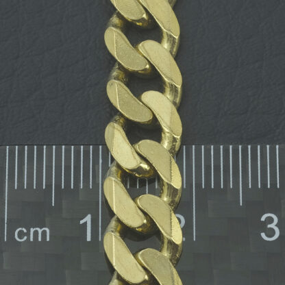 9ct Yellow Gold Curb Chain 22.5" 8.5mm - Image 2