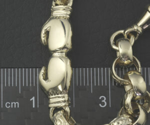 9ct Yellow Gold Boxing Glove Belcher Bracelet 6.5&#8243; 8mm
