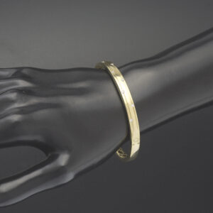 9ct Yellow Gold 0.18ct Diamond Bangle