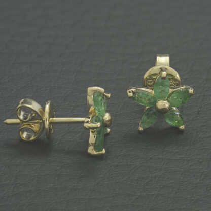 18ct Yellow Gold Emerald Cluster Earrings - Image 3