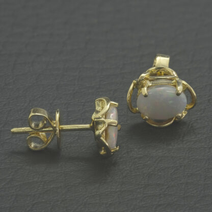 18ct Yellow Gold Opal Stud Earrings - Image 2