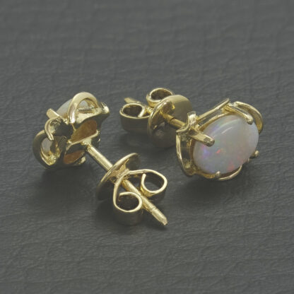 18ct Yellow Gold Opal Stud Earrings - Image 3
