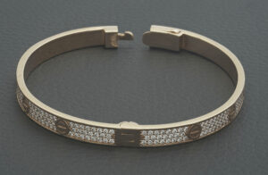 9ct Rose Gold Moissanite Screw Bangle