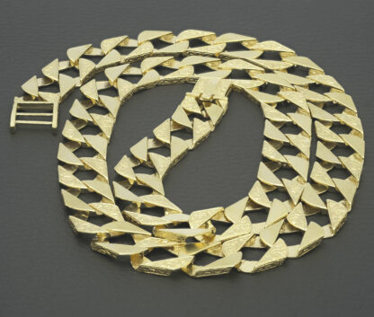 9ct Yellow Gold Patterned Curb Chain 24" 14mm - Image 2
