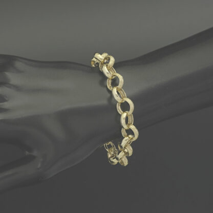 9ct Yellow Gold Patterned Belcher Bracelet 7" 11mm - Image 3