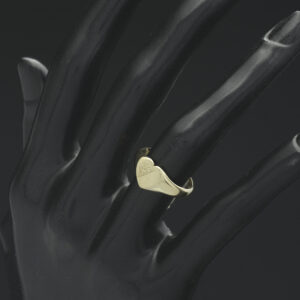9ct Yellow Gold Heart Signet Ring