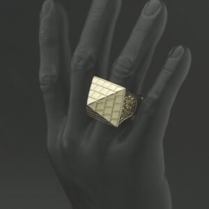 9ct Yellow Gold Pyramid Ring