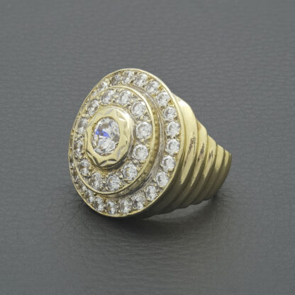 9ct Yellow Gold Gemstone Championship Style Ring - Image 3