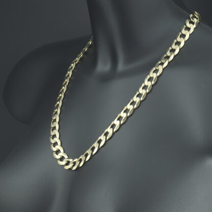 9ct Yellow Gold Curb Chain 22.5'' 12mm - Image 3