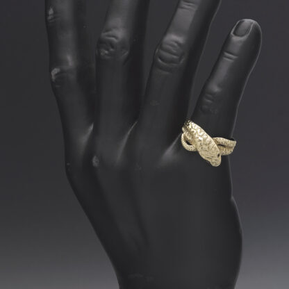 9ct Yellow Gold Snake Ring - Image 4