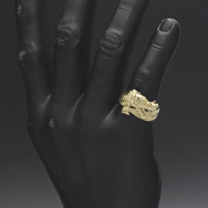 9ct Yellow Gold Dragon Ring - Image 4