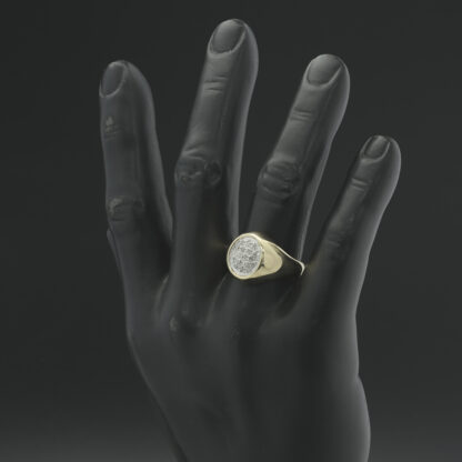 9ct Yellow Gold Diamond Signet Ring - Image 2
