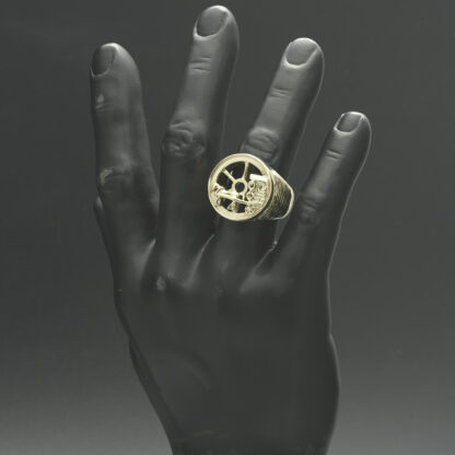 9ct Yellow Gold Horse & Cart Ring - Image 4