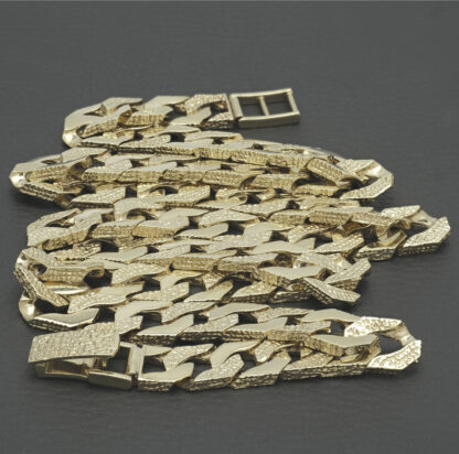 9ct Yellow Gold Patterned Curb Chain 24.5'' 11.5mm - Image 2